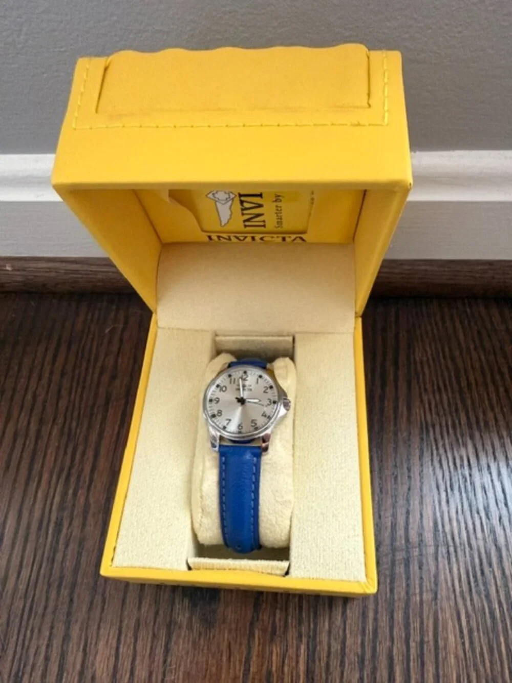 Invicta Specialty Collection Making History Tritnite Night Glow, leather band